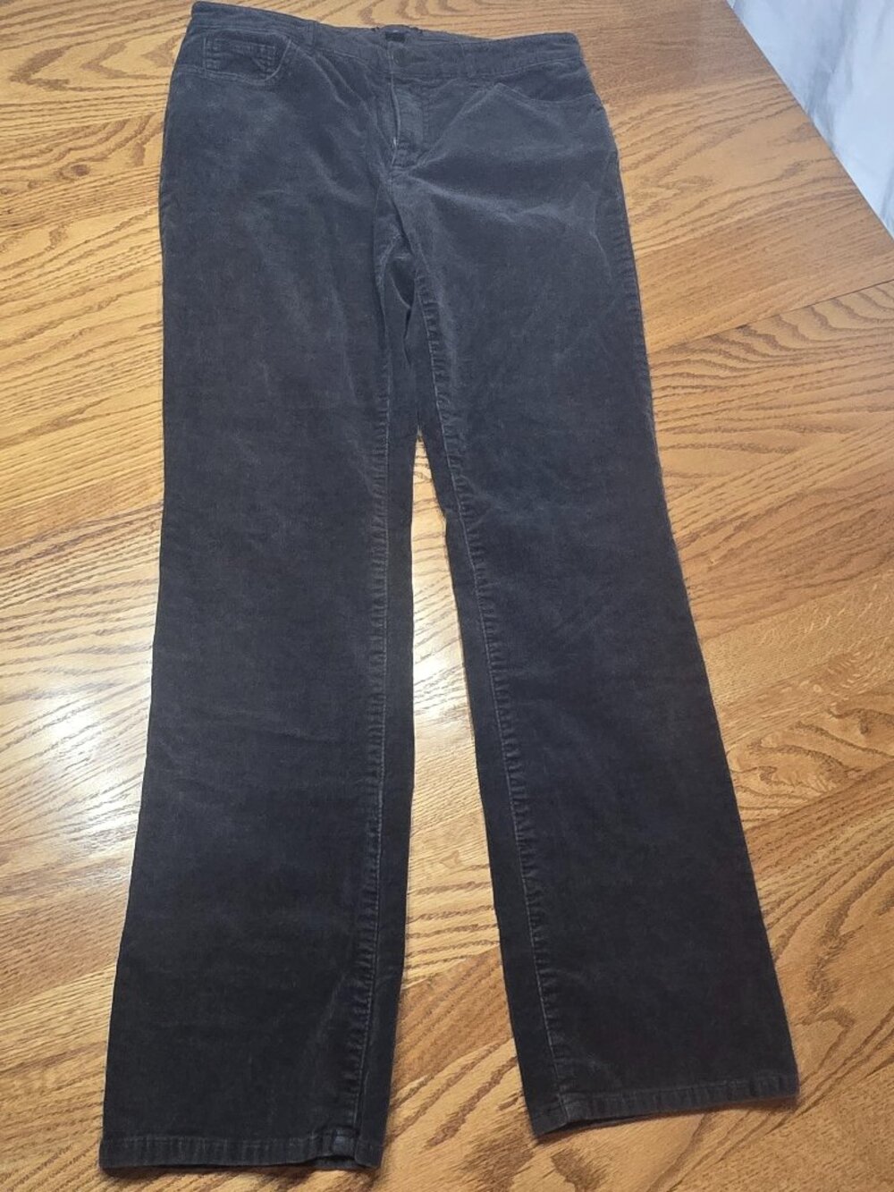 Chaps 98% Cotton Gray Corduroy Pants Straight Leg Women’s Stretch Size 10